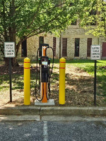 Cross Creek Car Charging Station